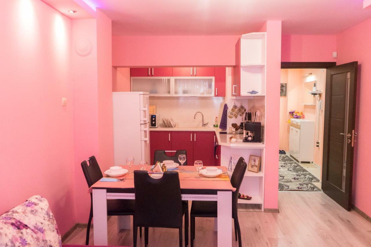 Apartment Nicole Varna Esterno foto